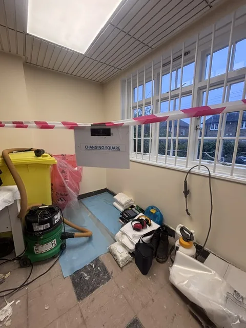 Asbestos floor tile and bitumen removal in Greenwich